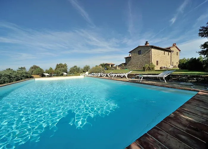 Luxury Stone Salt Water Pool ラポラーノ・テルメ